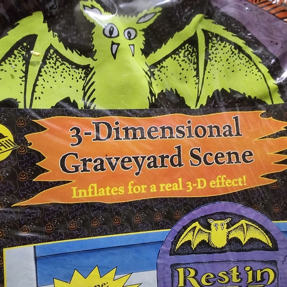 Lot of 2 Vintage 3D Halloween graveyard inflatable scenes - Picture 9 of 11